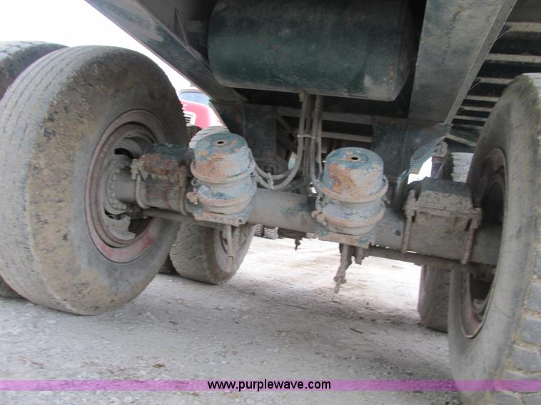 image for item F4141 1961 Steco SD2660 dump trailer