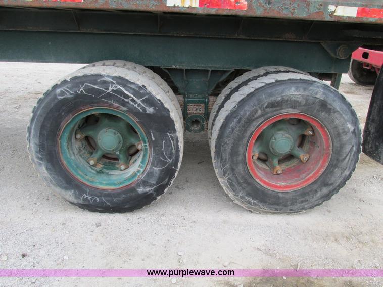 image for item F4141 1961 Steco SD2660 dump trailer