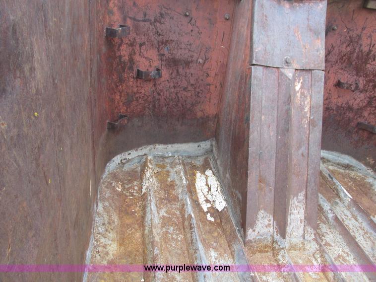 image for item F4141 1961 Steco SD2660 dump trailer