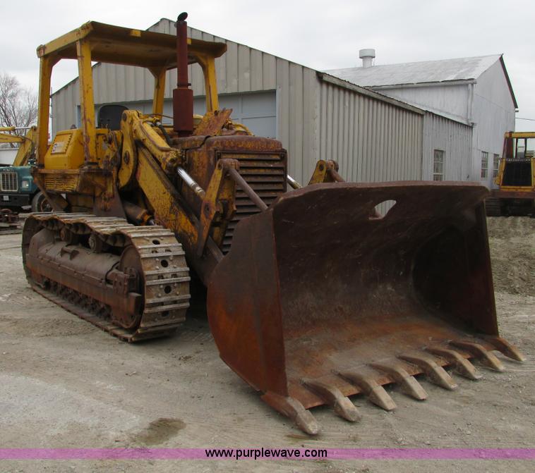 image for item F4142 1973 Caterpillar 977L track loader