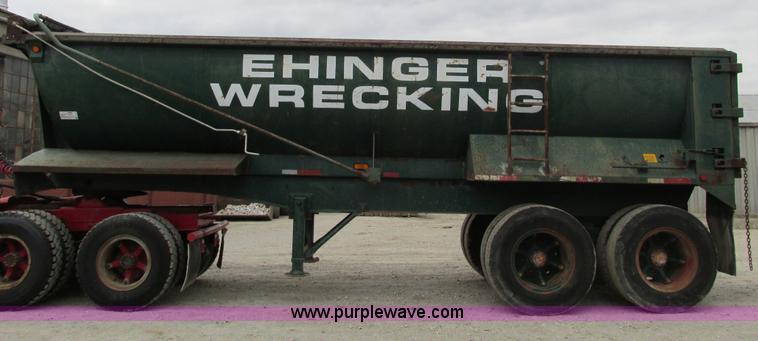 image for item F4143 1962 Steco ATSB 26' barrel dump trailer