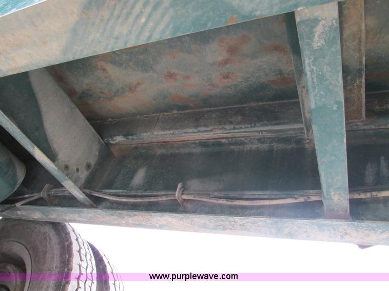 image for item F4143 1962 Steco ATSB 26' barrel dump trailer