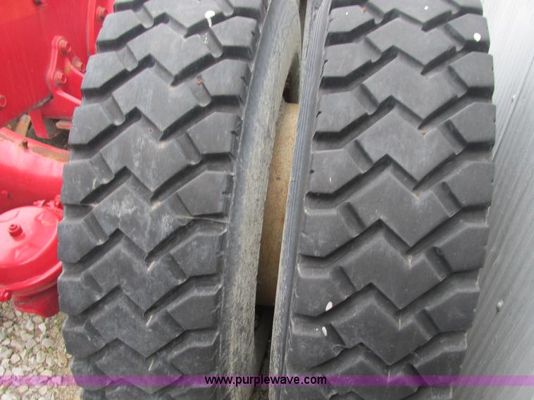 image for item F4144 1977 International Transtar 4300 semi truck