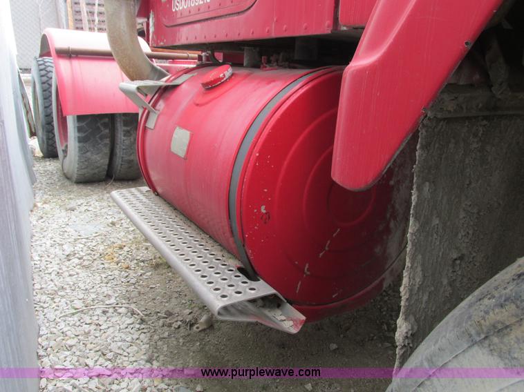 image for item F4144 1977 International Transtar 4300 semi truck