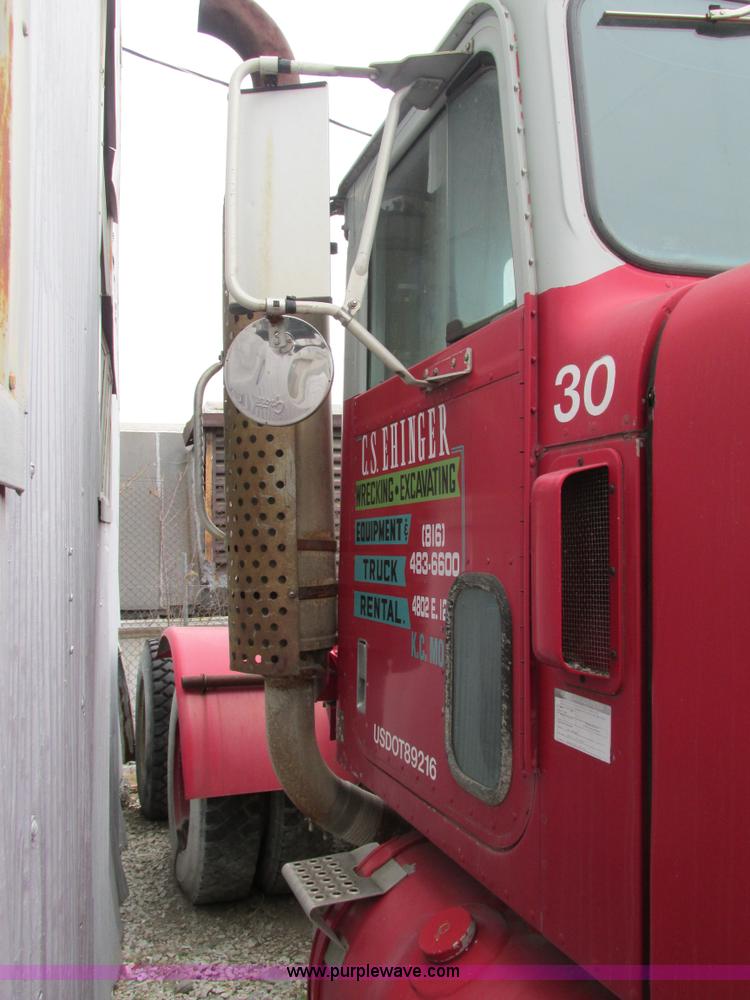 image for item F4144 1977 International Transtar 4300 semi truck