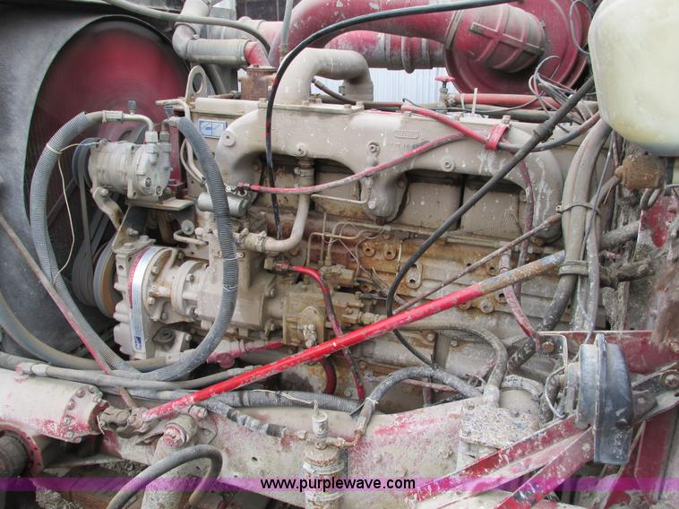 image for item F4144 1977 International Transtar 4300 semi truck