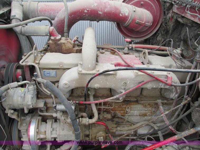 image for item F4144 1977 International Transtar 4300 semi truck