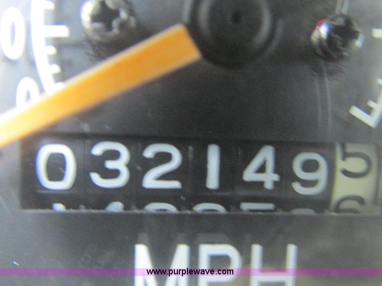 image for item F4144 1977 International Transtar 4300 semi truck