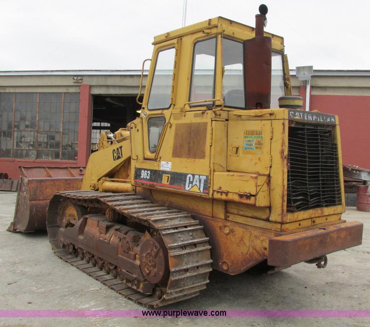 image for item F4151 1984 Caterpillar 963 track loader