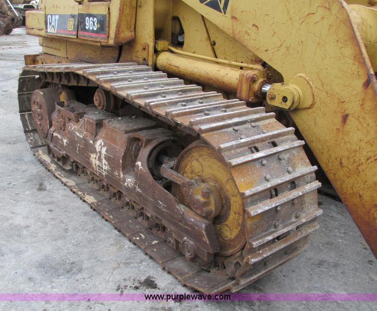 image for item F4151 1984 Caterpillar 963 track loader
