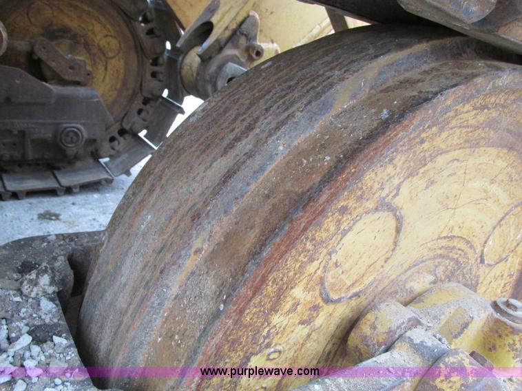 image for item F4151 1984 Caterpillar 963 track loader