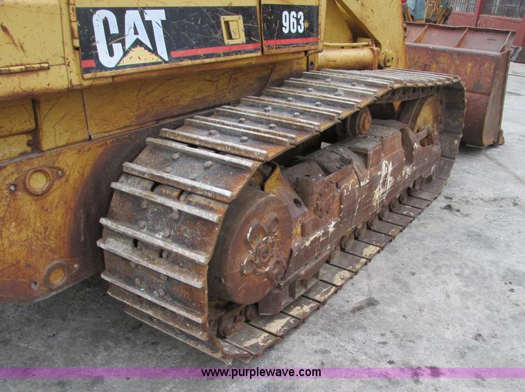 image for item F4151 1984 Caterpillar 963 track loader