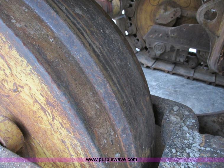 image for item F4151 1984 Caterpillar 963 track loader