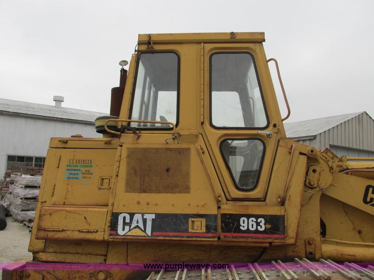 image for item F4151 1984 Caterpillar 963 track loader