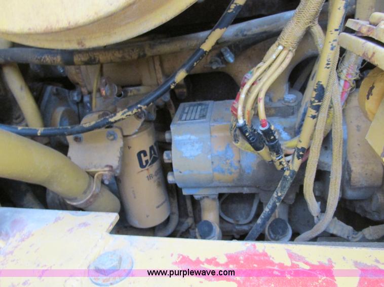 image for item F4151 1984 Caterpillar 963 track loader