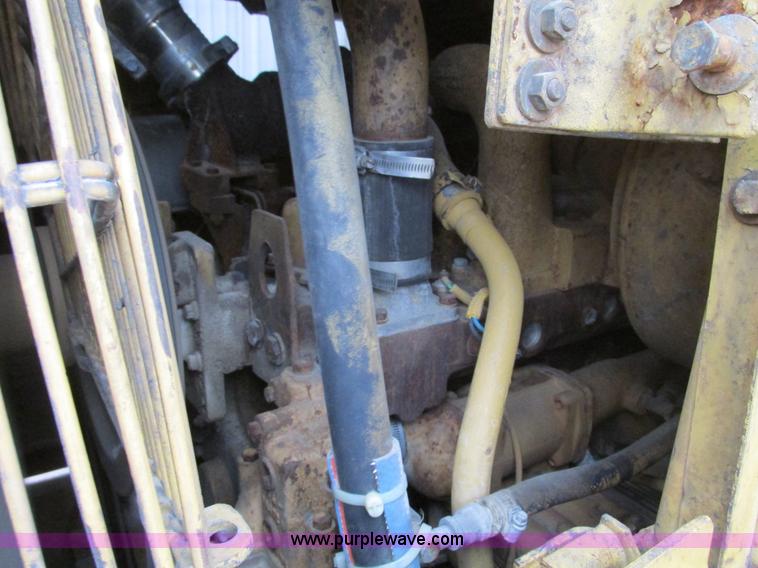 image for item F4151 1984 Caterpillar 963 track loader