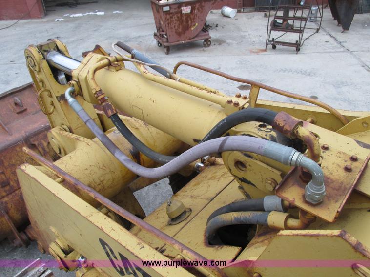 image for item F4151 1984 Caterpillar 963 track loader