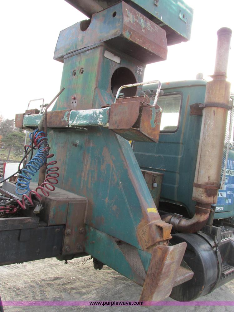 image for item F4197 1979 Mack crane hoist semi truck