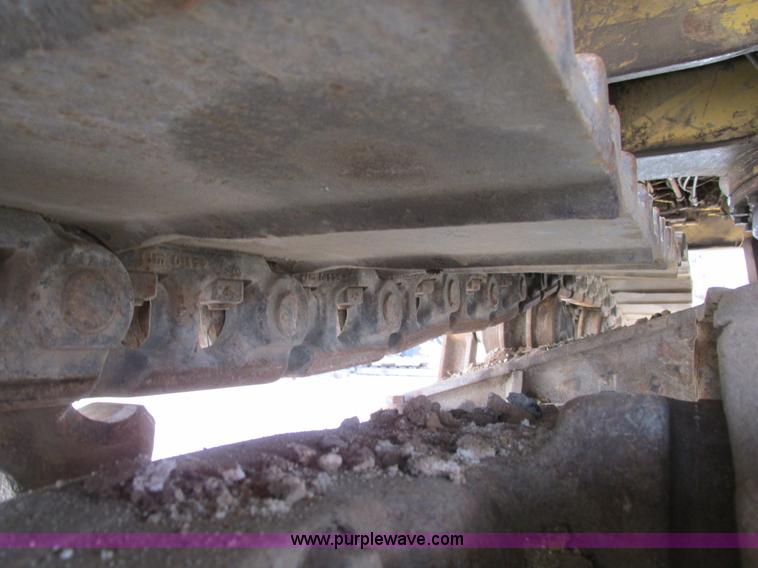 image for item F4200 1988 Caterpillar 225B LC excavator
