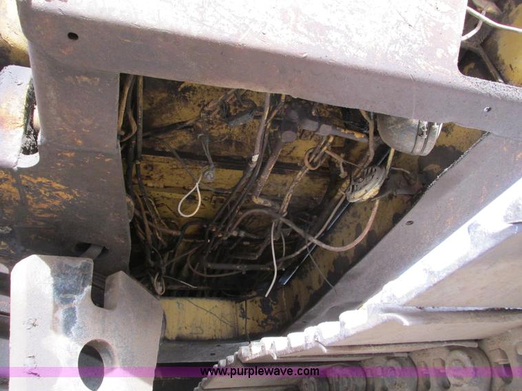 image for item F4200 1988 Caterpillar 225B LC excavator