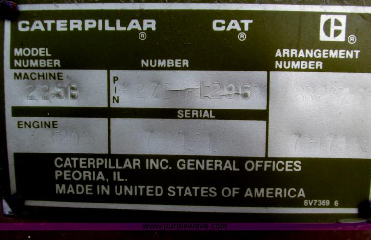 image for item F4200 1988 Caterpillar 225B LC excavator