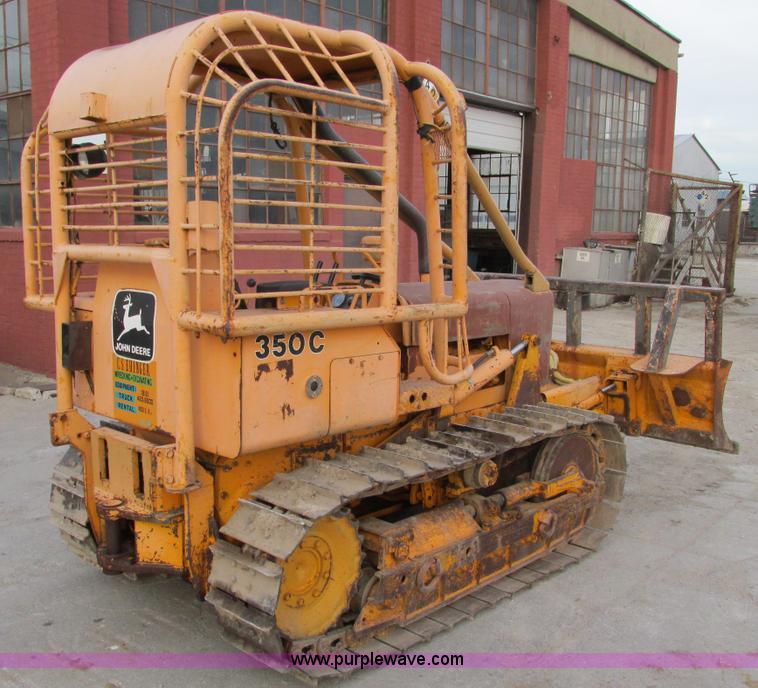 image for item F4209 1985 John Deere 350C dozer