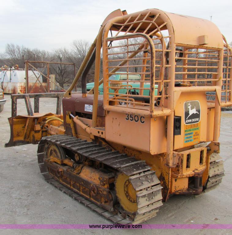 image for item F4209 1985 John Deere 350C dozer
