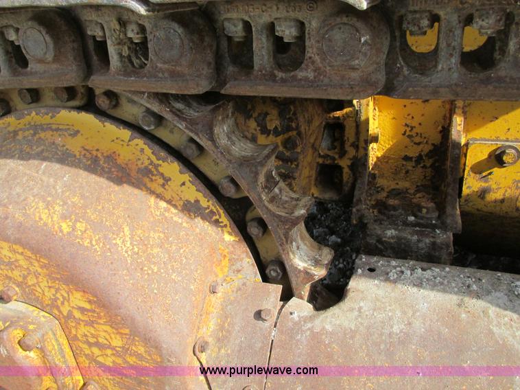image for item F4211 1965 Caterpillar 955 track loader
