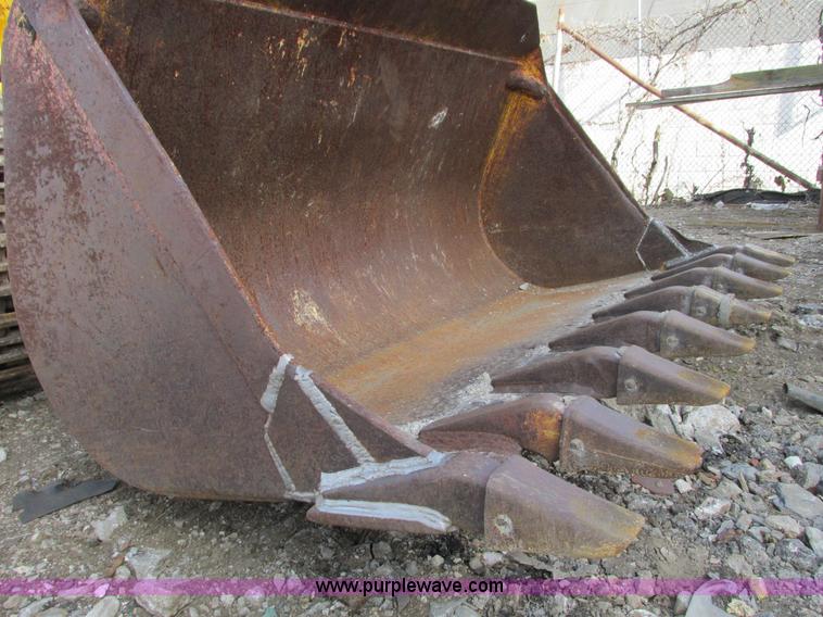 image for item F4211 1965 Caterpillar 955 track loader