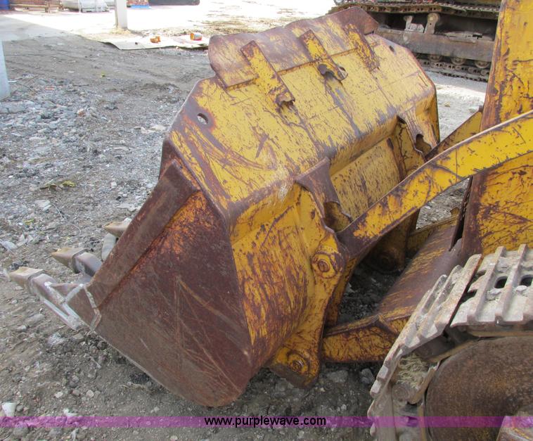 image for item F4211 1965 Caterpillar 955 track loader