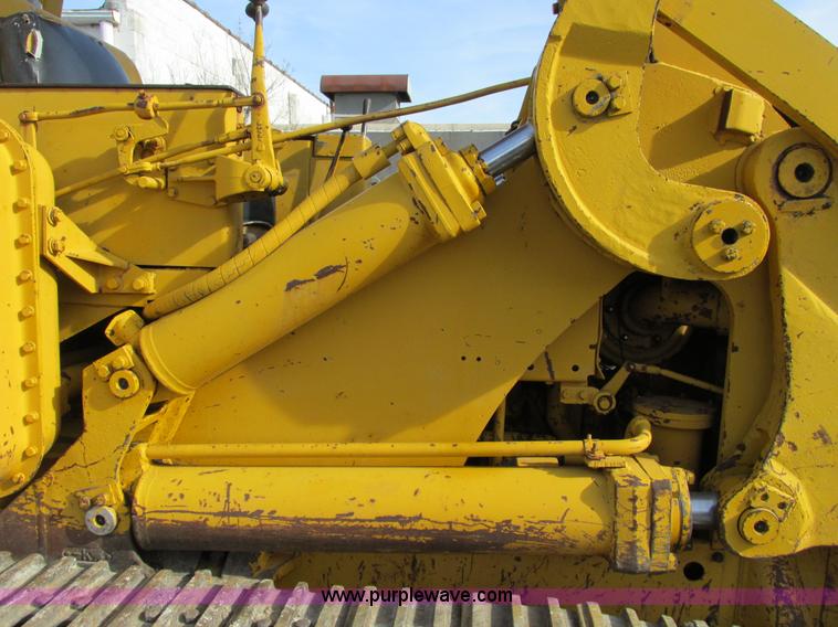 image for item F4211 1965 Caterpillar 955 track loader