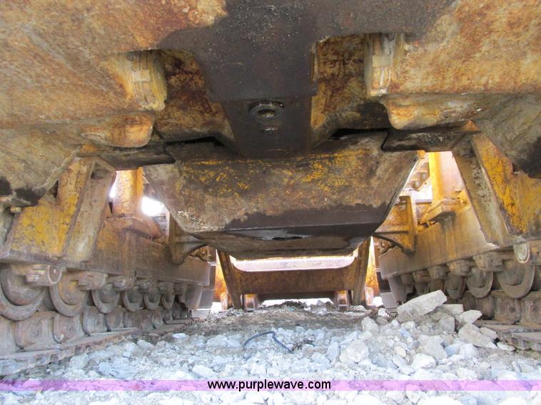 image for item F4211 1965 Caterpillar 955 track loader
