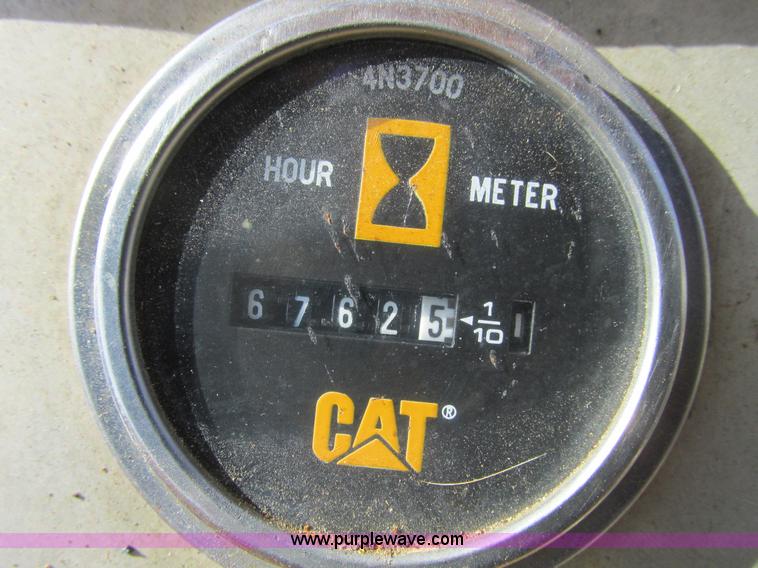 image for item F4213 1972 Caterpillar 977L track loader