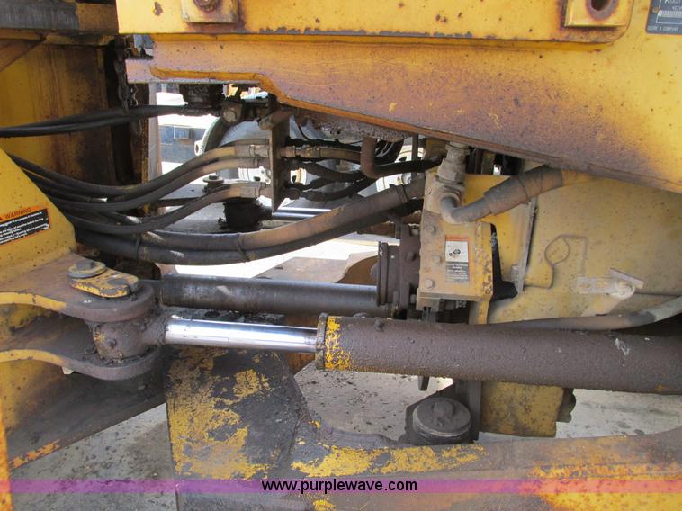 image for item F4218 1994 John Deere 544G  wheel loader