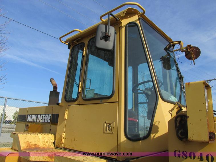 image for item F4218 1994 John Deere 544G  wheel loader