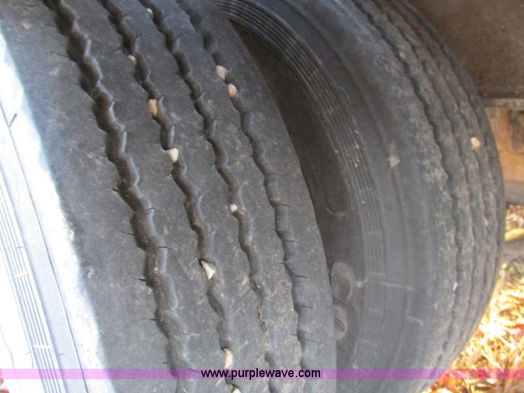 image for item F4224 1991 Towmaster T-40 20' equipment trailer