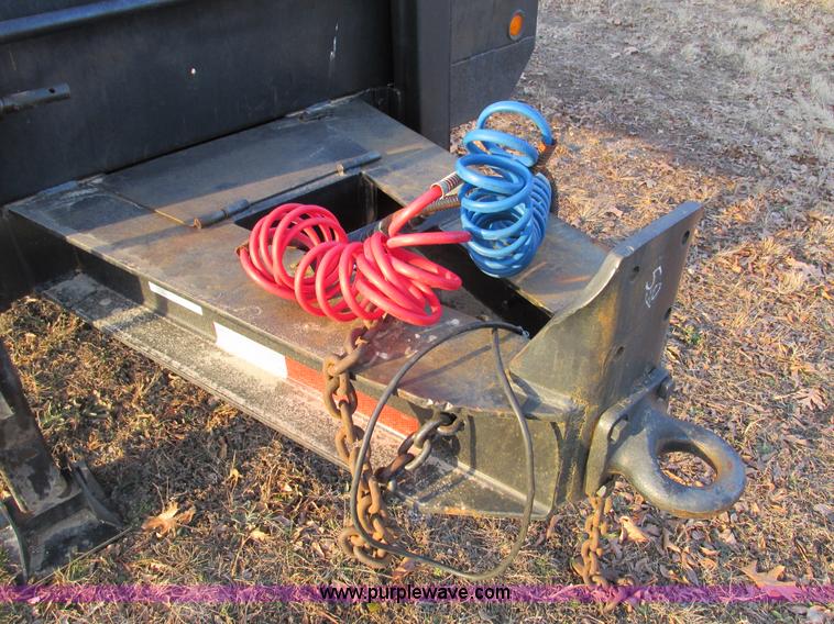 image for item F4224 1991 Towmaster T-40 20' equipment trailer