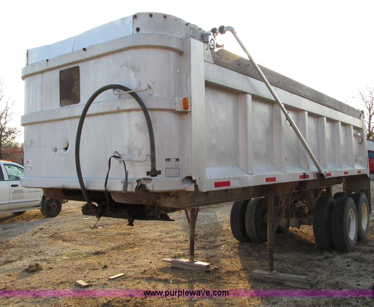 image for item F4227 1977 Highway TA 2442 24' aluminum end dump trailer