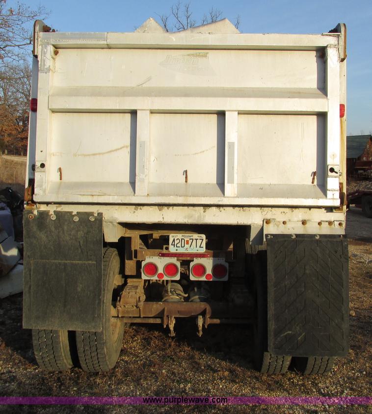 image for item F4227 1977 Highway TA 2442 24' aluminum end dump trailer