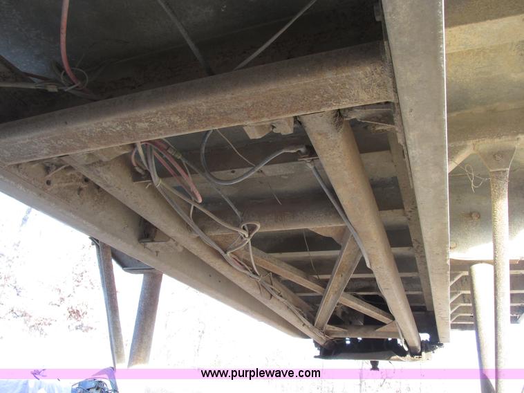 image for item F4227 1977 Highway TA 2442 24' aluminum end dump trailer