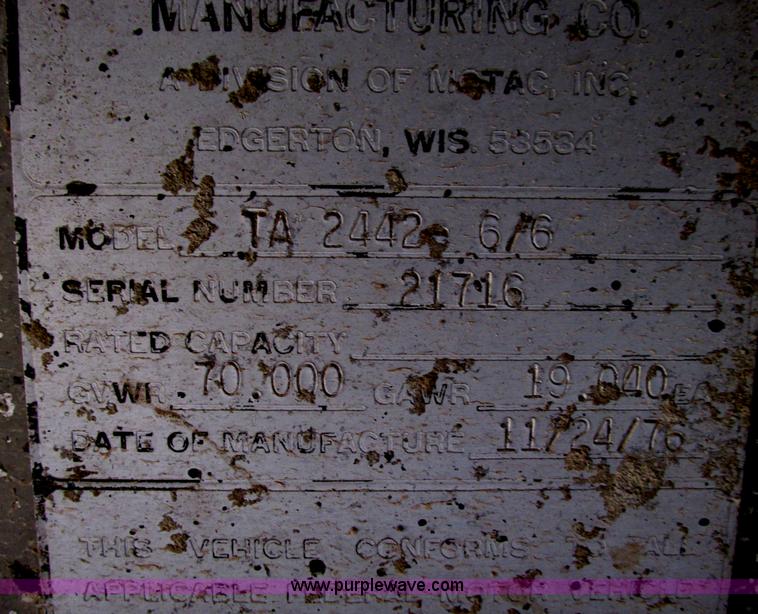 image for item F4227 1977 Highway TA 2442 24' aluminum end dump trailer