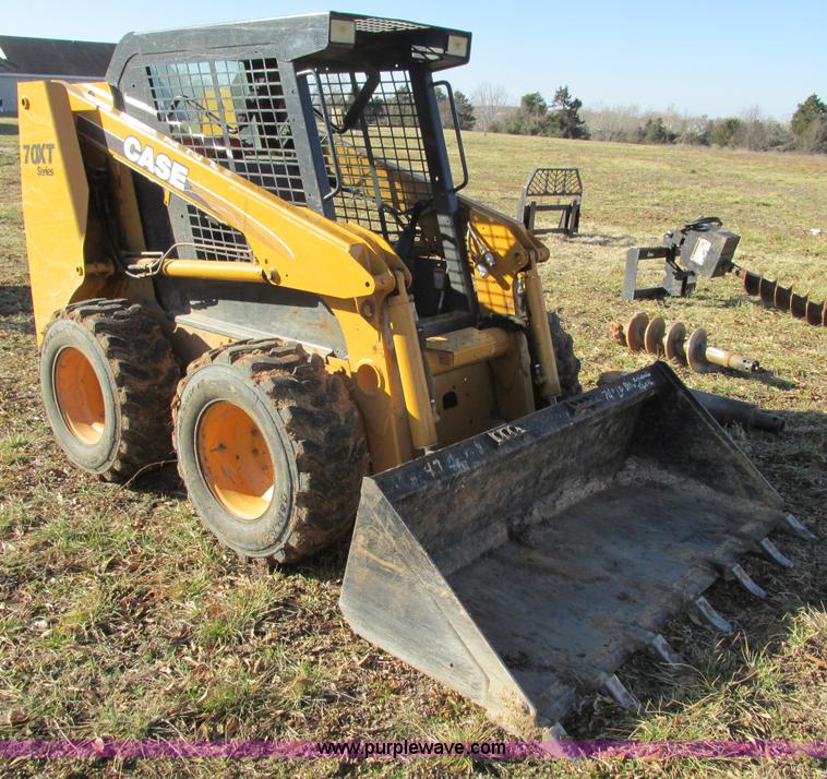 image for item F4247 2003 Case 70XT skid steer