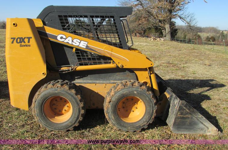 image for item F4247 2003 Case 70XT skid steer