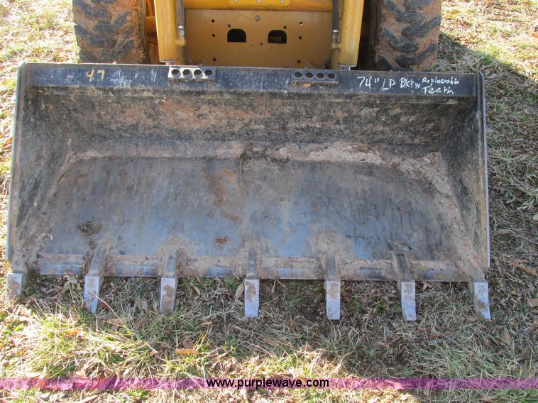 image for item F4247 2003 Case 70XT skid steer