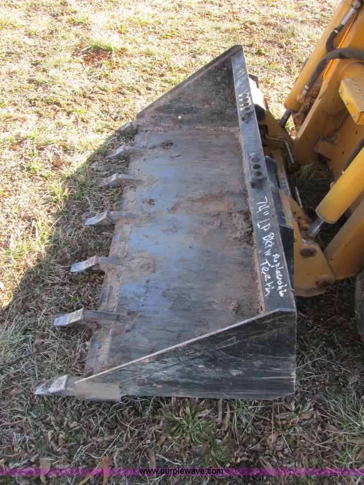image for item F4247 2003 Case 70XT skid steer