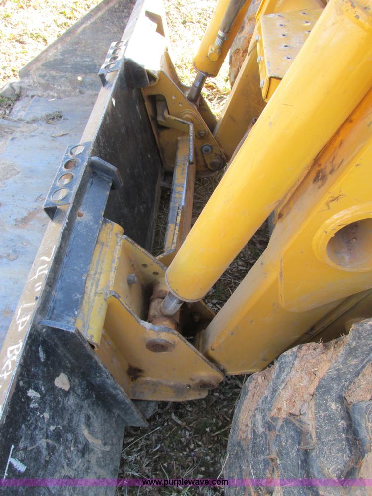 image for item F4247 2003 Case 70XT skid steer