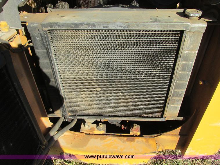 image for item F4247 2003 Case 70XT skid steer