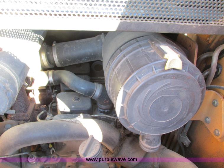 image for item F4247 2003 Case 70XT skid steer