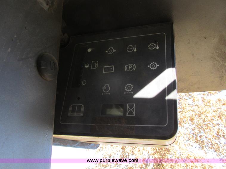 image for item F4247 2003 Case 70XT skid steer