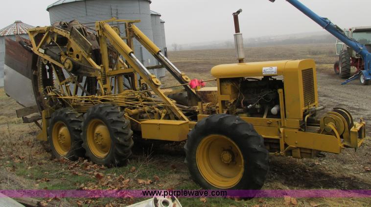image for item F4271 Speicher Bros 600 tandem traction trencher